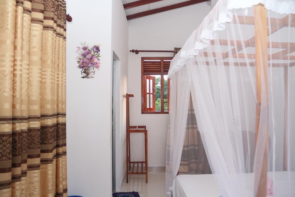 Sandu Guest Mirissa Exterior foto